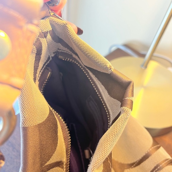 Vintage Coach bag with matching coin purse - Picture 11 of 16